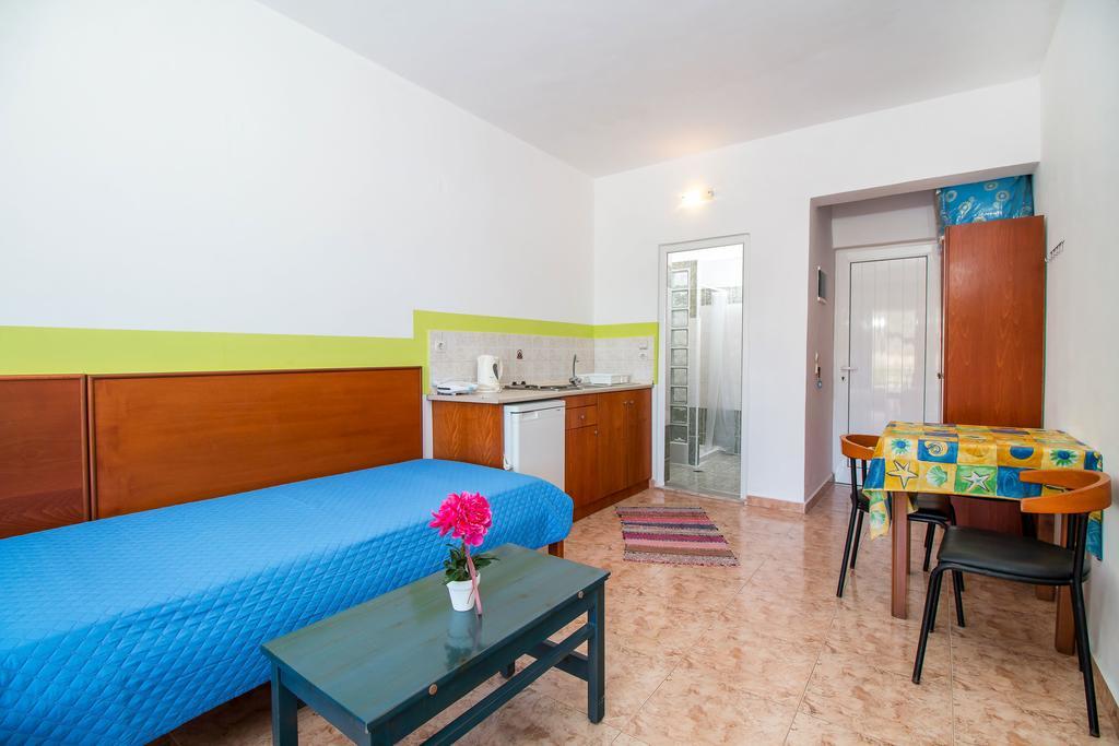 Ferienwohnung Mosaic Gardens Faliraki Exterior foto